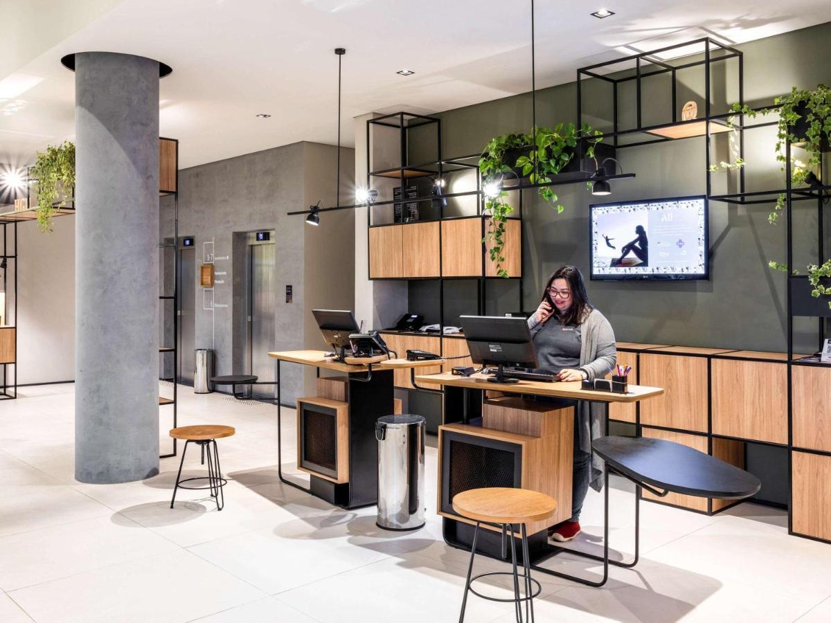 Ibis 3*