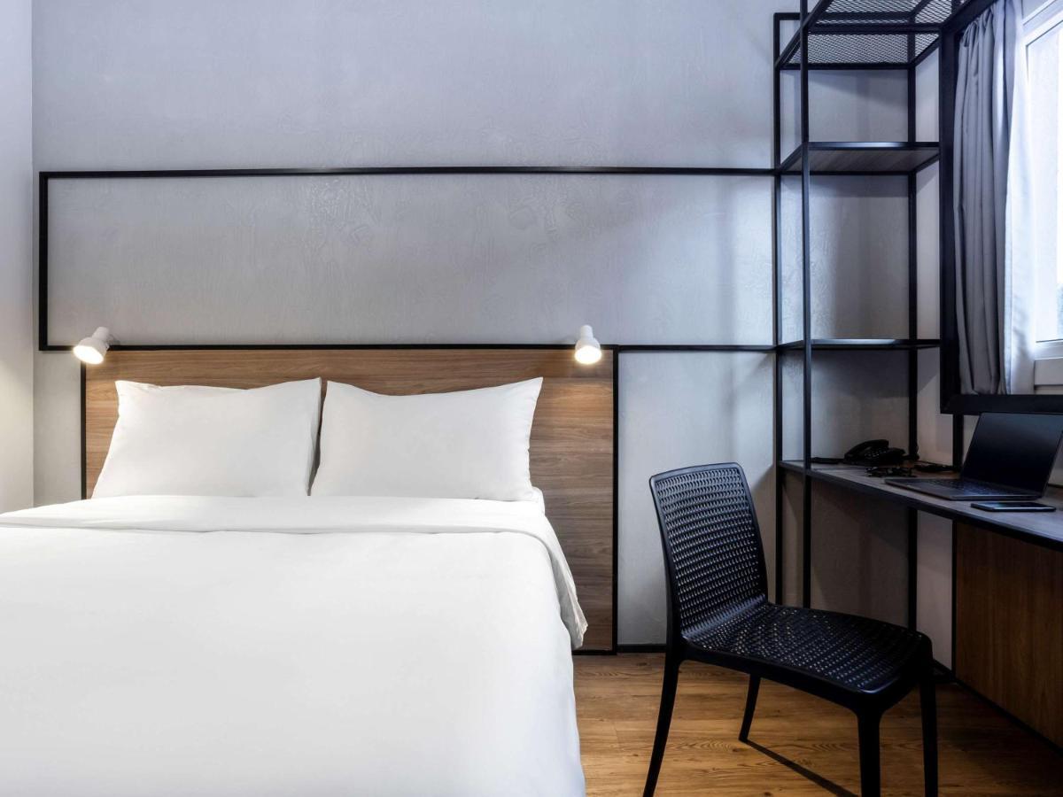 Ibis Hotel 3*